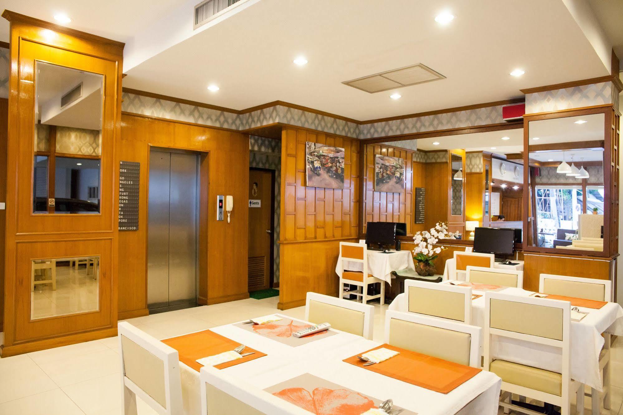 Fa Dragon Hotel Chiang Mai Buitenkant foto